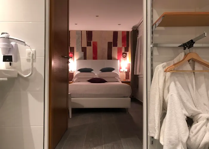 Rose Otel