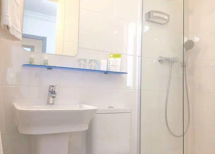 Otel Rose 3*