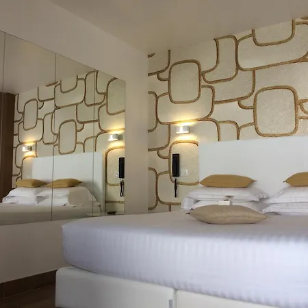 玫瑰别墅酒店 3* 尼斯