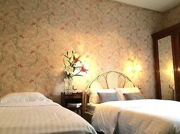 Rose Hotel 3*