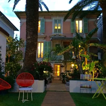 酒店 玫瑰别墅酒店 3*