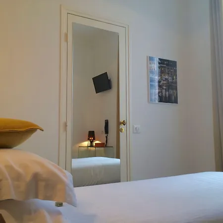 روز فندق